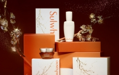 ��ȭ��, 2025�� Ȧ������ �÷��� ���